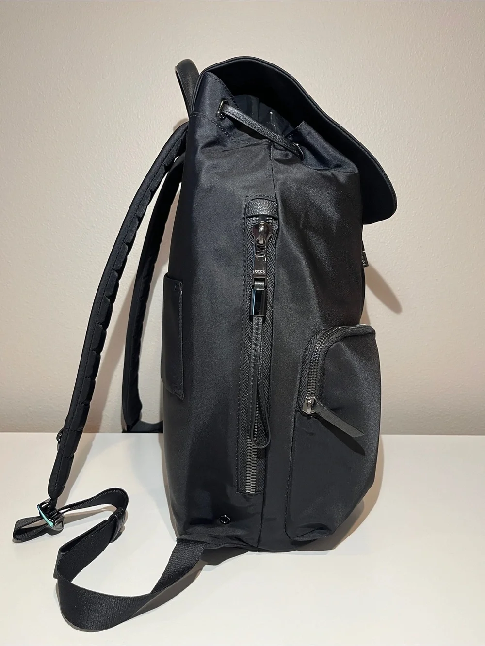 Tumi •15 0h